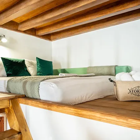 Old Town Nest 公寓式酒店