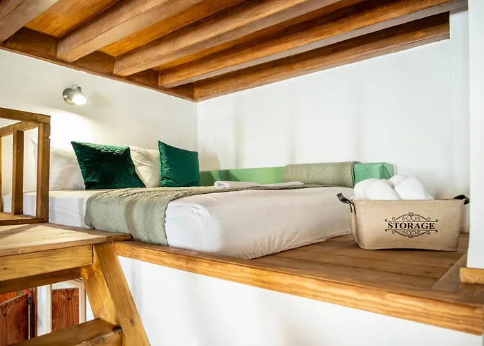 Old Town Nest 公寓式酒店