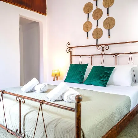 Old Town Nest 3*